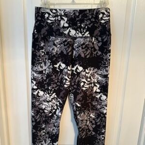 Balance Collection Leggings - Active Wear